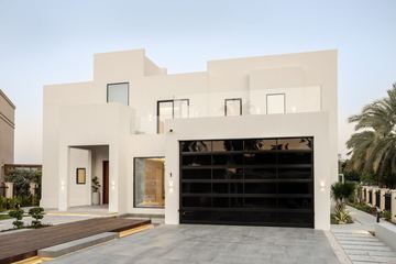 Photograph: the front of the villa, the finished villa, Cluster 39, Villa 1, Jumeirah Islands, by Fajr Interiors