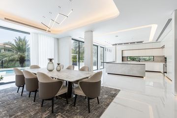 Photograph: dining and kitchen, the finished villa, Cluster 39, Villa 1, Jumeirah Islands, by Fajr Interiors